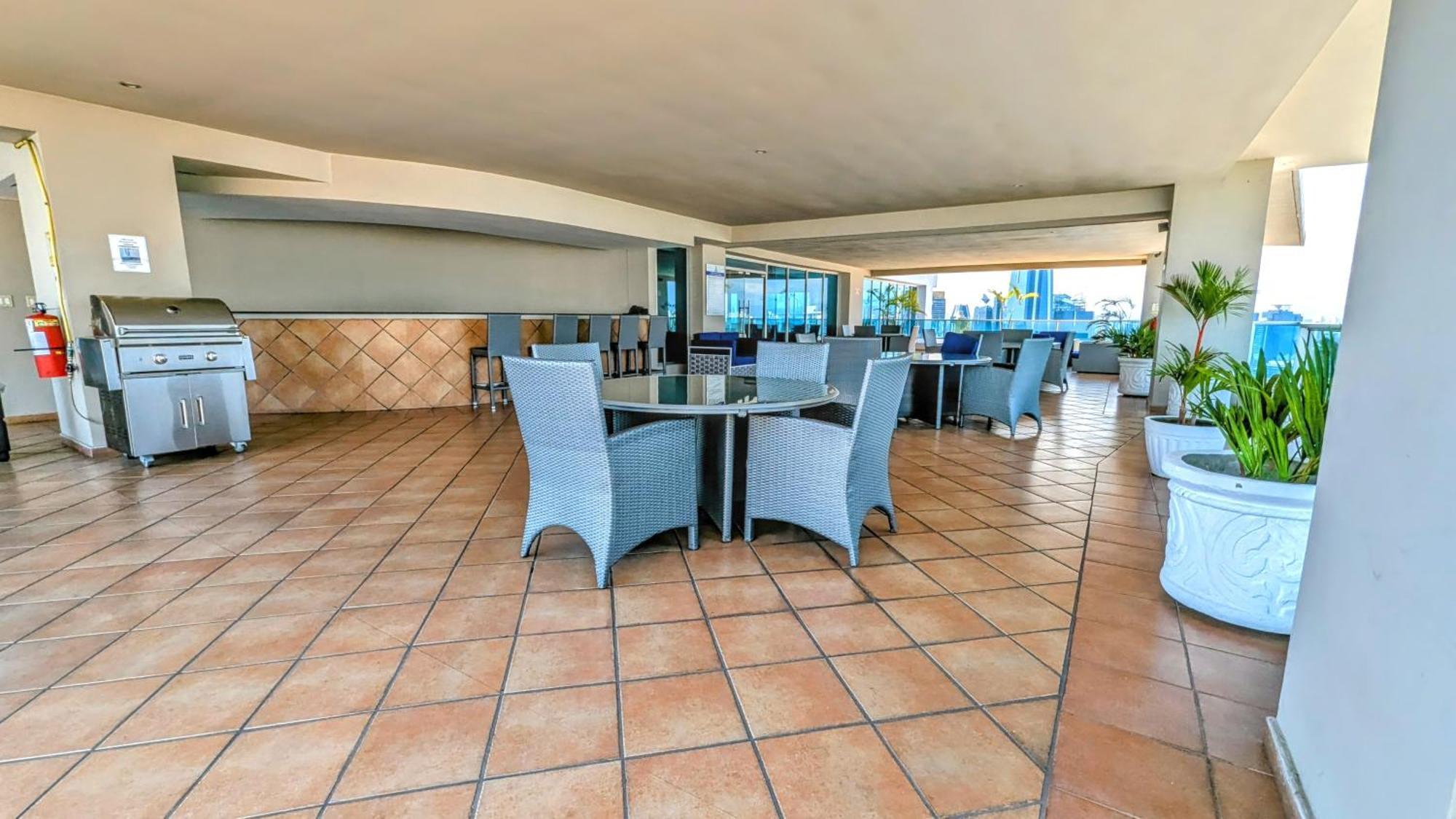 Yc 3602 L Apartamento 2Br En Av Balboa パナマ・シティー エクステリア 写真